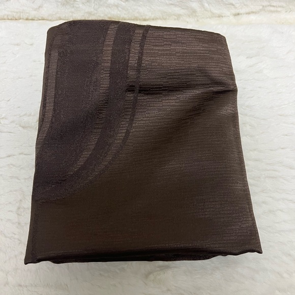 Hotel Collection Contour (1) King Sham - Picture 3 of 4